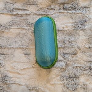 Clinique Green and Blue Hard Shell Zipper Case
